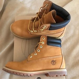 (SOLD) Timberland Boots